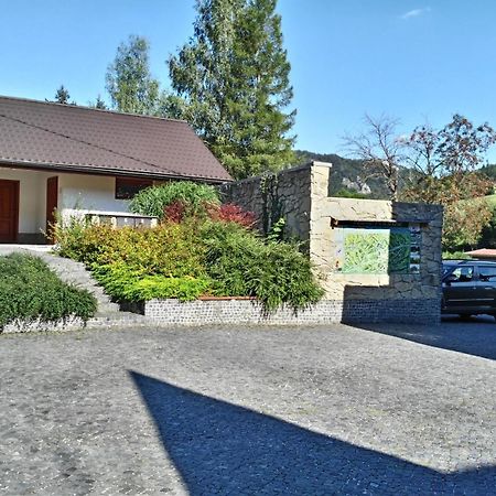 Penzion Manin Považská Bystrica Esterno foto