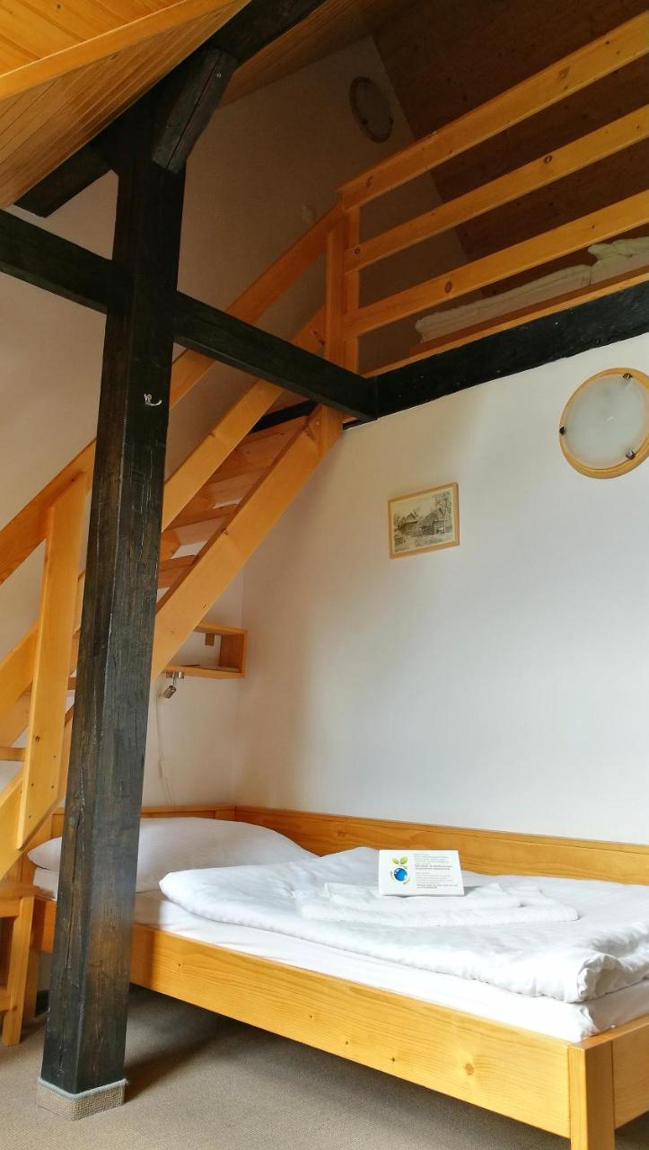 Penzion Manin Považská Bystrica Esterno foto